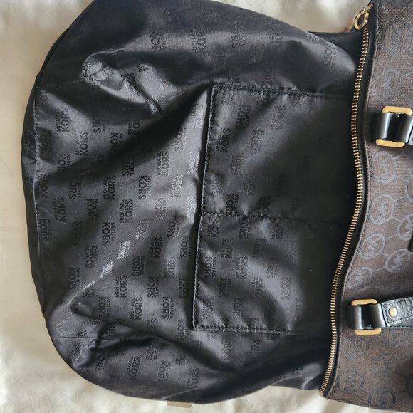 MICHAEL KORS Handbag Black Canvas Signature 14"x12"x3" 2 handles - Picture 11 of 12